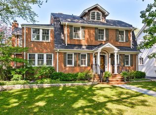 667 Garland Ave, Winnetka, IL 60093