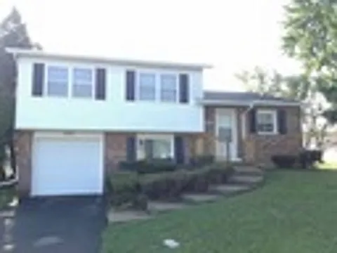 4624 189th St photo 1