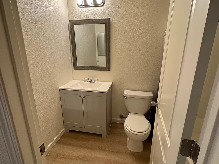 3520 Y St #2 — Photo 18