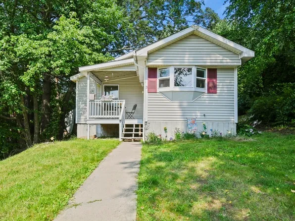 3 Irene Ave, Webster, MA 01570