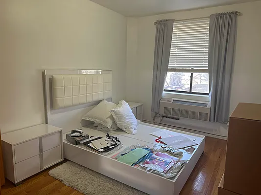 Rented by 18 REALTY | media 9