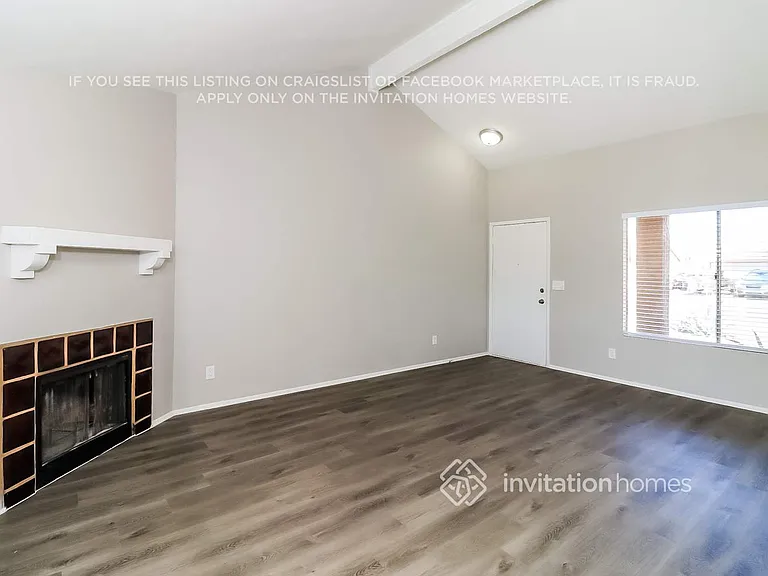5331 W Voltaire Dr — Photo 5