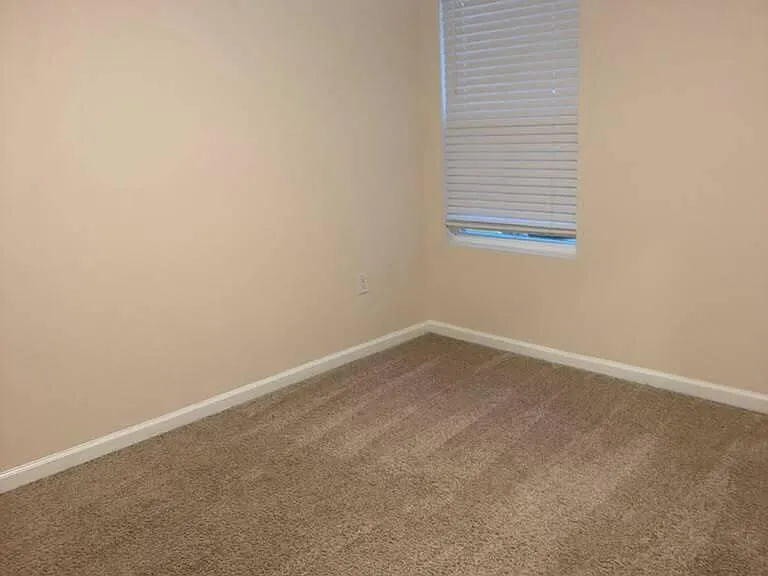 52 Pomona Way — Photo 13