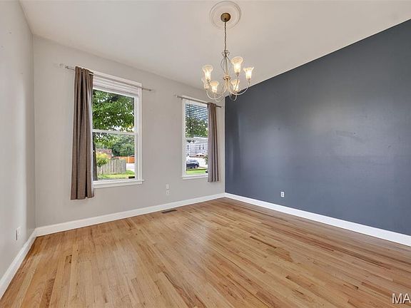 5th image of 1324 S 9th St