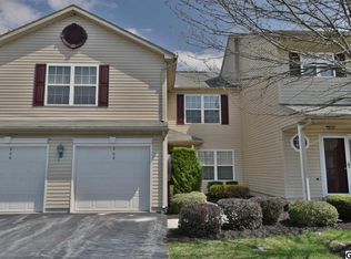 202 Sparrow Rd, Hummelstown, PA 17036