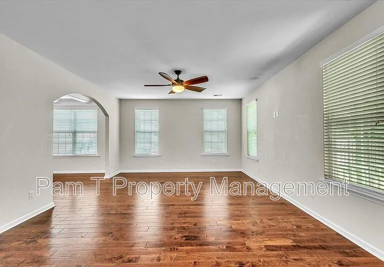 356 Casey Dr — Photo 15