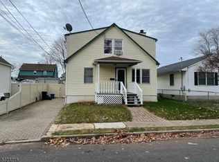 118 S 18th Ave, Manville, NJ 08835