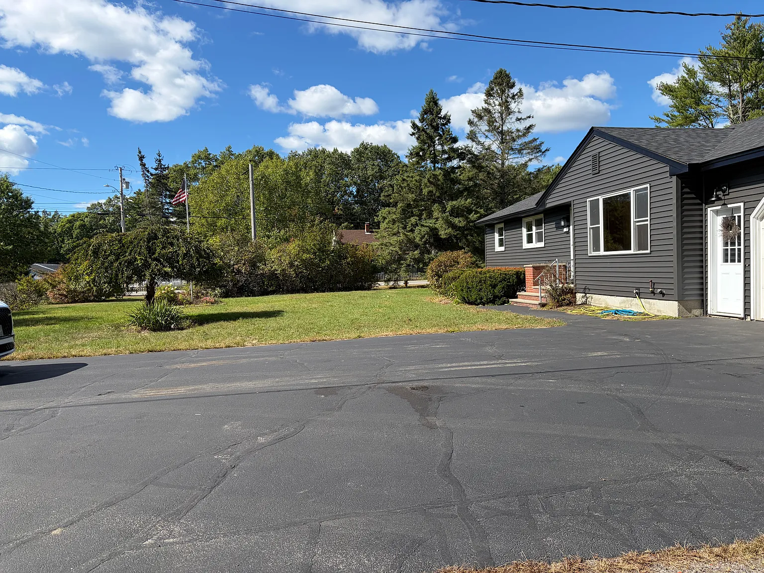 4 bed, 1172 sqft, $3,000 — Photo 2