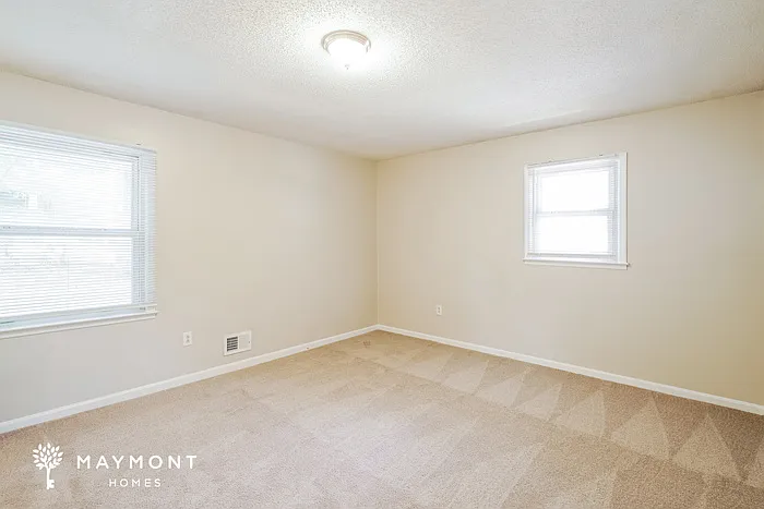 212 Raintree Dr — Photo 9