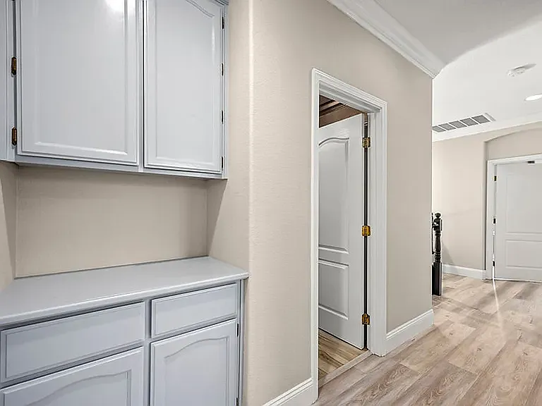 9448 Pournelle Ct — Photo 32