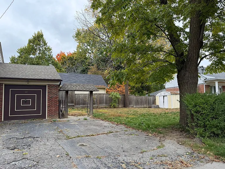 40 Ovida Ave — Photo 2