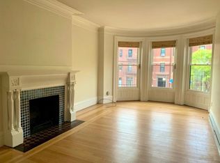 220 Newbury St APT 5, Boston, MA 02116