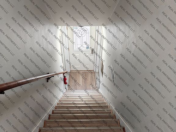4th image of 417 W 14th St APT 3