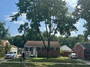 6080 Herbert St, Westland, MI 48185