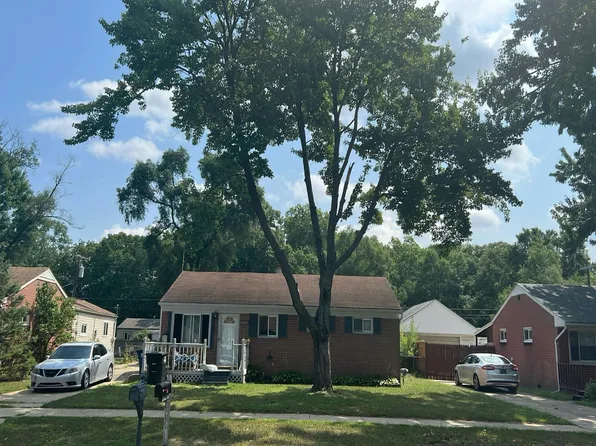 6080 Herbert St, Westland, MI 48185