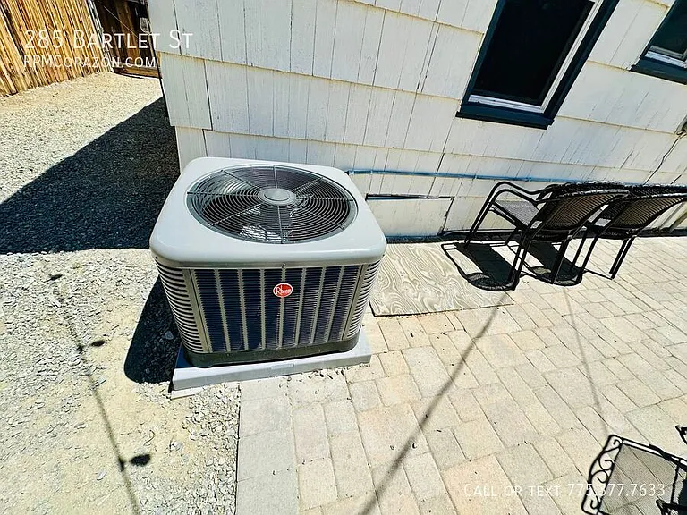 285 Bartlett St — Photo 18