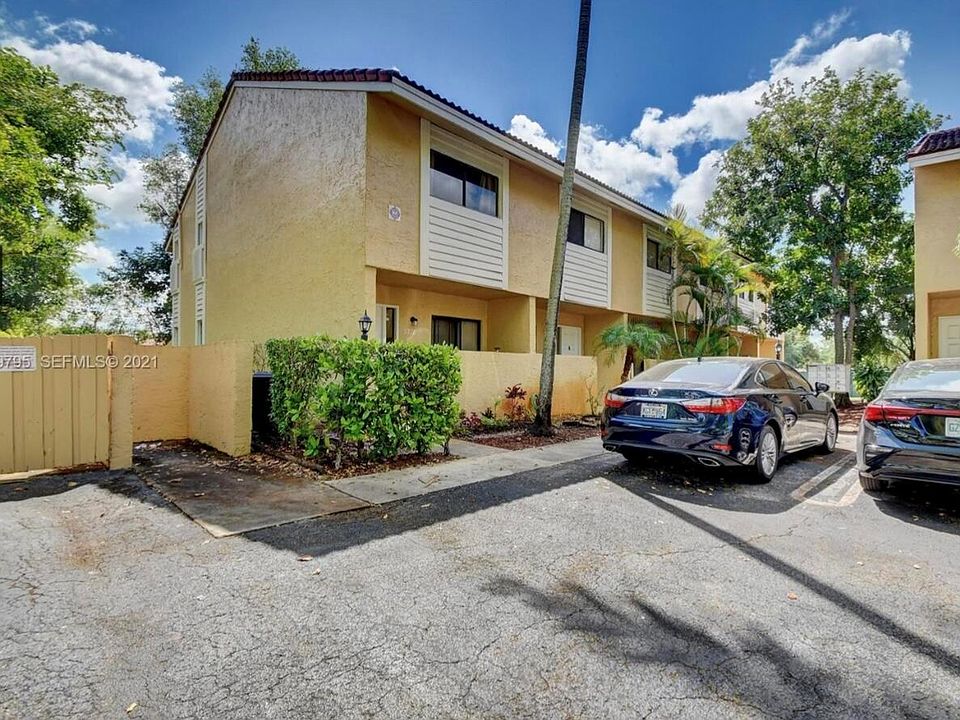 1st image of 9270 NW 40th St