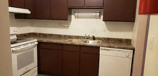 750 Pleasant Ave #305 — Photo 3