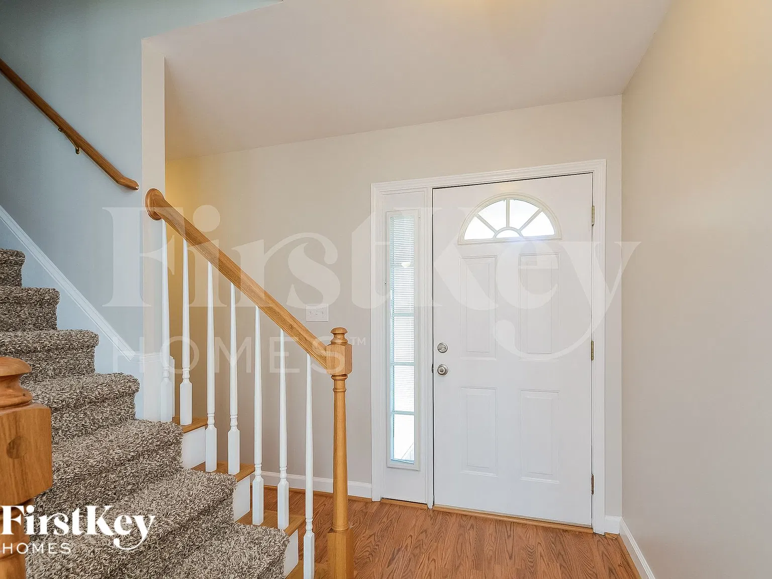 3 bed, 2.0 bath, 1335 sqft, $1,990 — Photo 2