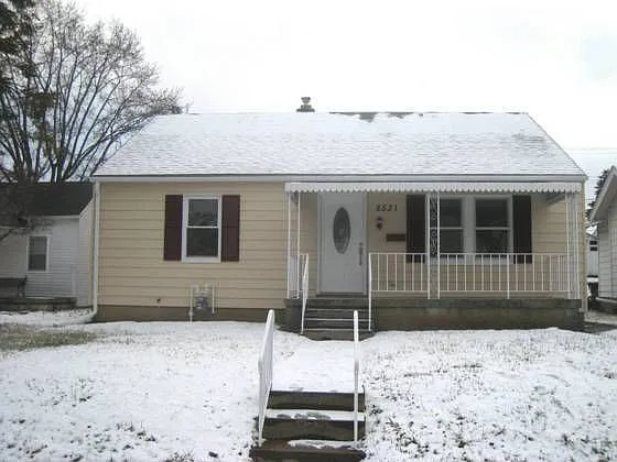 2531 Woodside Ave photo 1