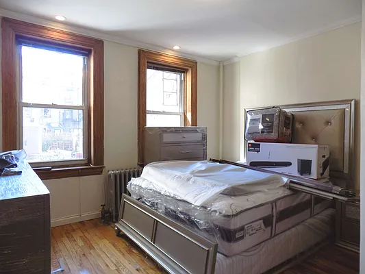 Rented by Blue Egg Realty Corp | media 15