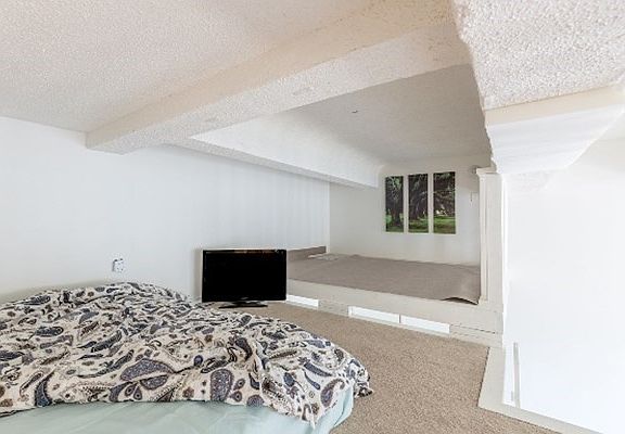 4th image of 61 Brookline Ave #214A