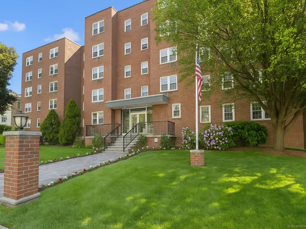 39 Glenbrook Road APT 2A, Stamford, CT 06902