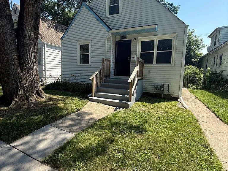 16963 Shea Ave — Photo 1