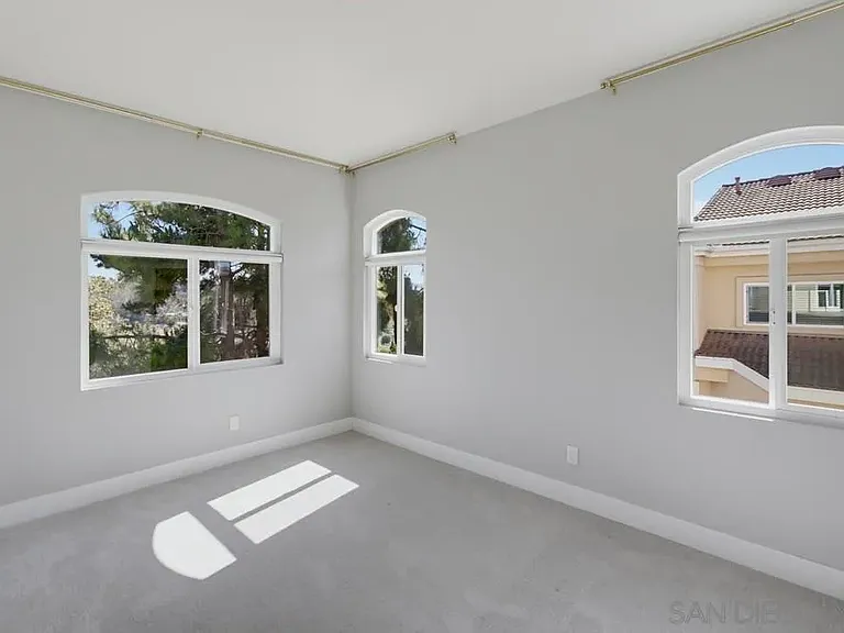 7130 Calabria Ct #E — Photo 53