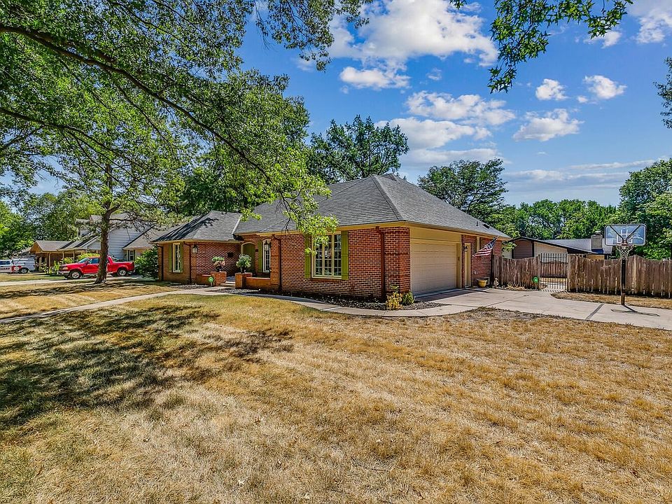 7425 E Rockwood Rd, Wichita, KS 67206 Zillow