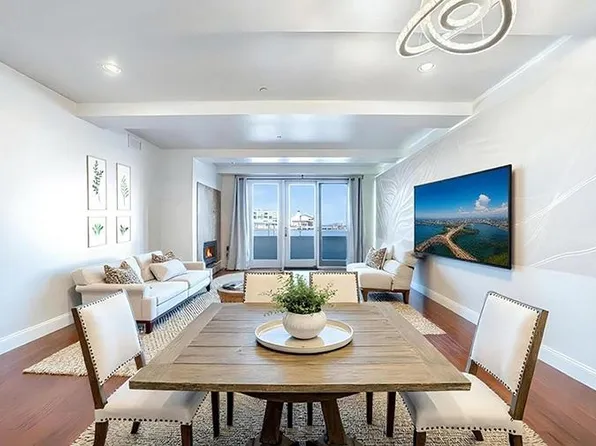 600 Harbor Boulevard image 1 of 27