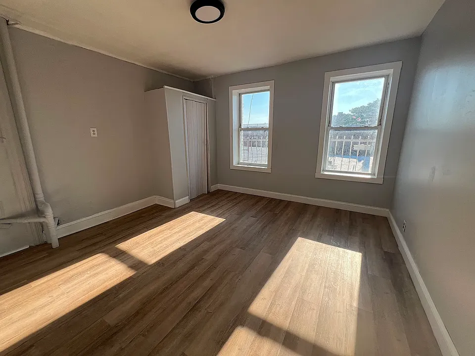 315 Market St #9