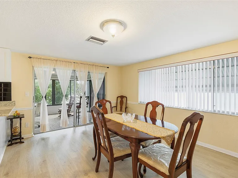 3228 Rock Valley Dr — Photo 12