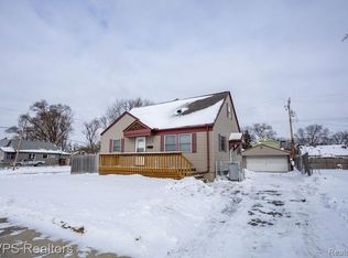 1107 E Muir Ave, Hazel Park, MI