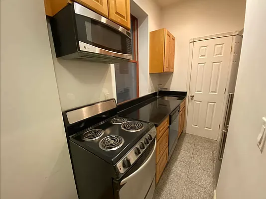 Rented by JM Preston Properties LLC | media 18