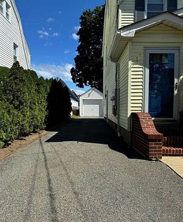 2nd image of 25 Harvard St APT 1