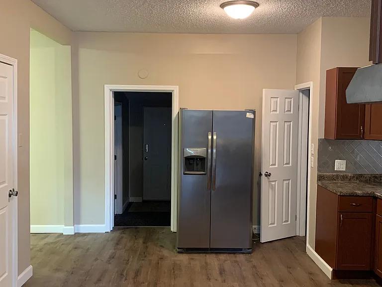 30 N Pacific St — Photo 1