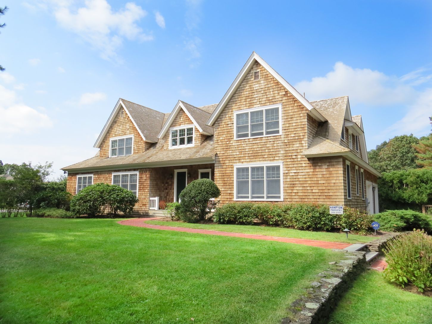 Shingled Post Modern