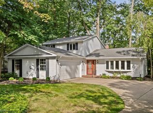 8435 Markwood Dr, Mentor, OH 44060