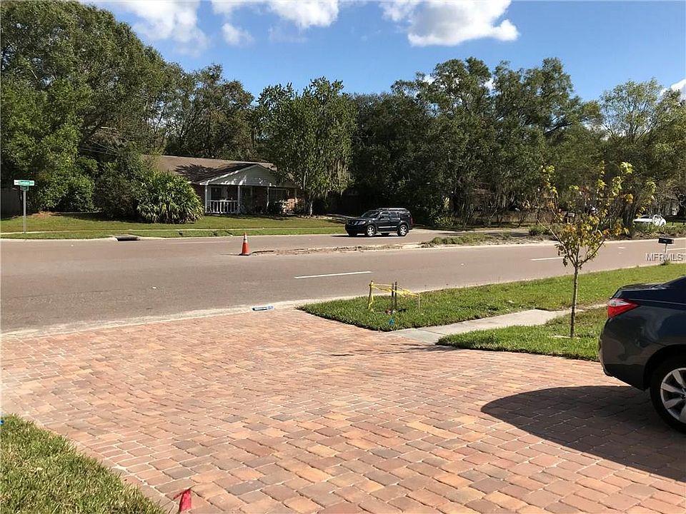 2nd image of 19112 Sunlake Blvd