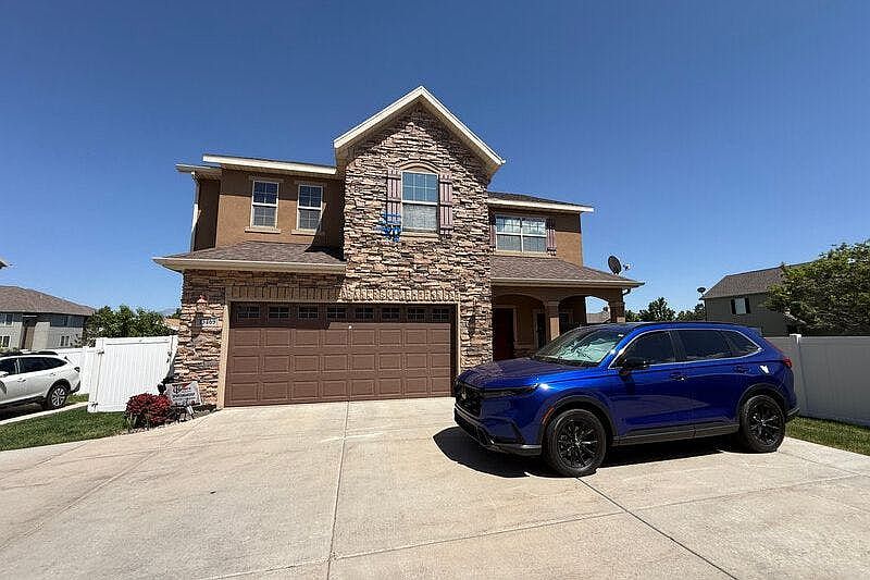 1st image of 13469 S Corbin Valley Dr