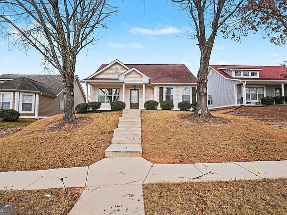 2nd image of 309 Fairdale Trce