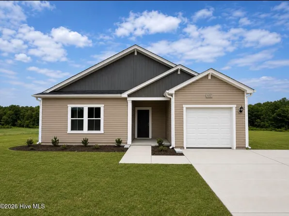 105 Hallwood Drive, Pikeville, NC 27863