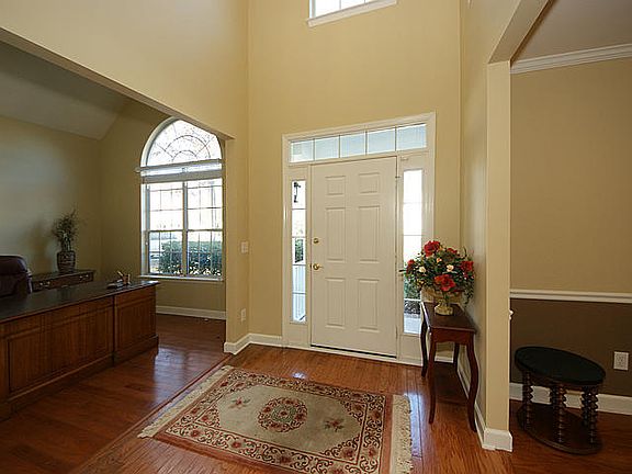 4th image of 2112 Tall Grass Cir