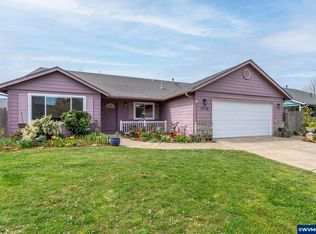 1074 S 6th St, Independence, OR 97351