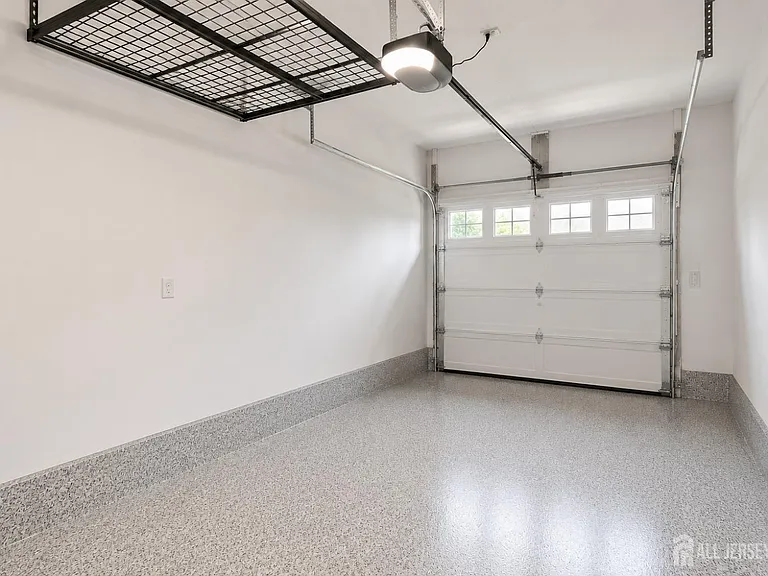 2208 Massey Ln — Photo 12