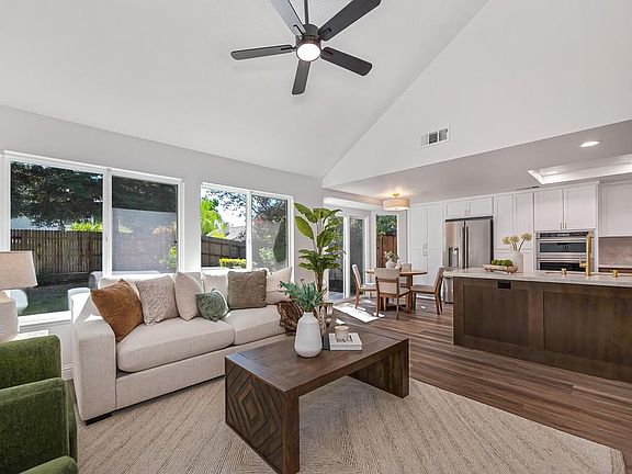 4th image of 200 Luna Cir