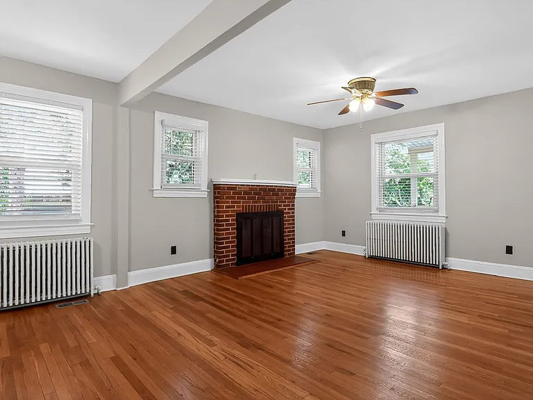 14011 Rectory Ln — Photo 41