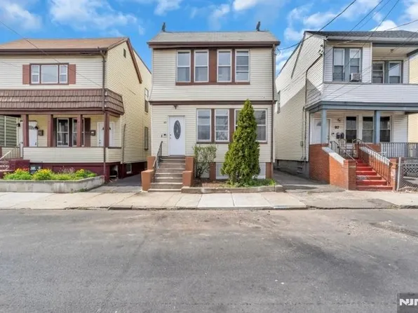 89 Schley St, Newark, NJ 07112