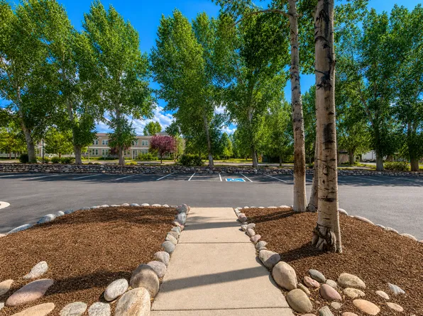620 Red Table Apartments, 620 Red Table Dr #202, Gypsum, CO 81637